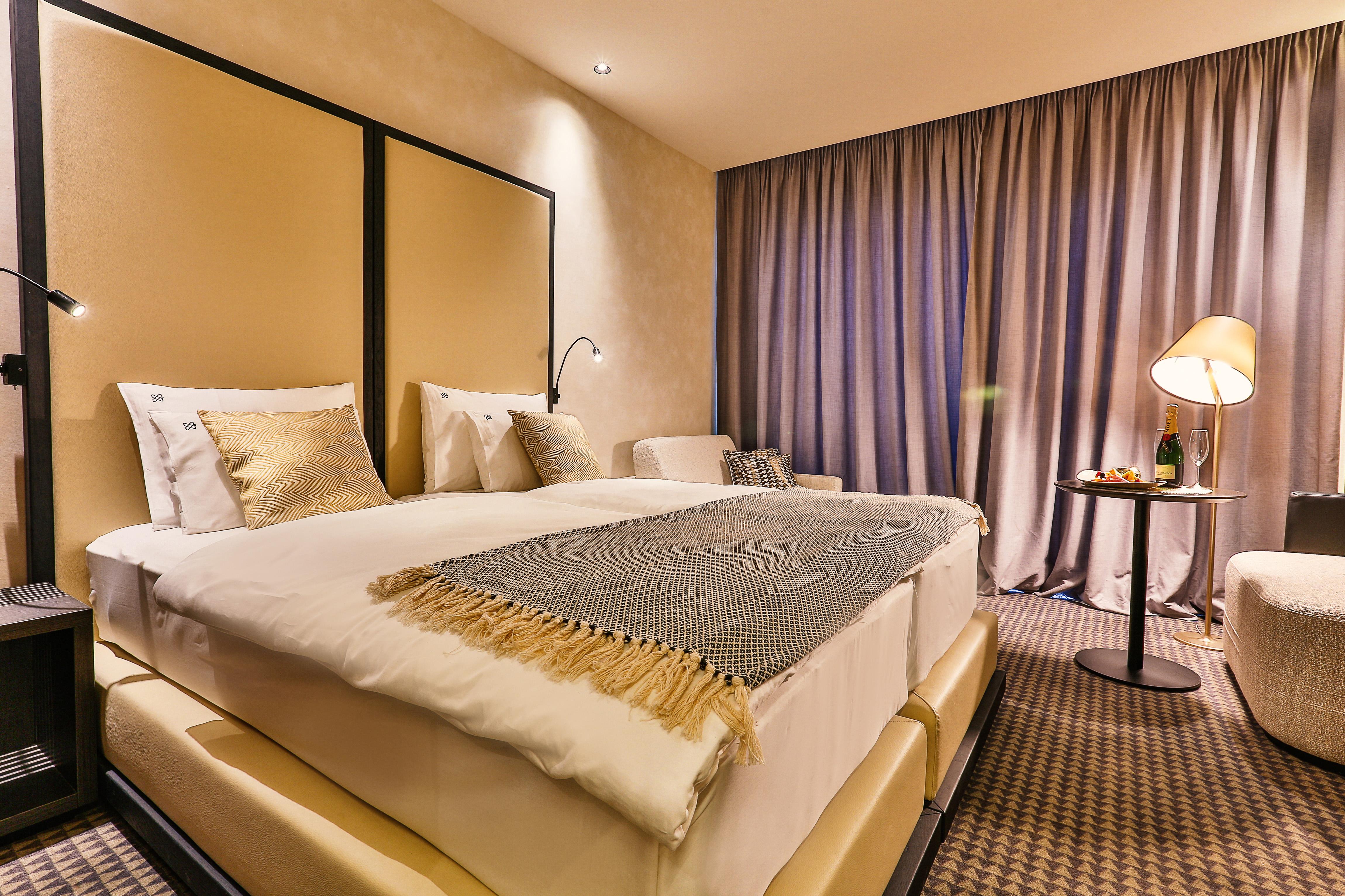 Hotel Kalos Будва Екстериор снимка