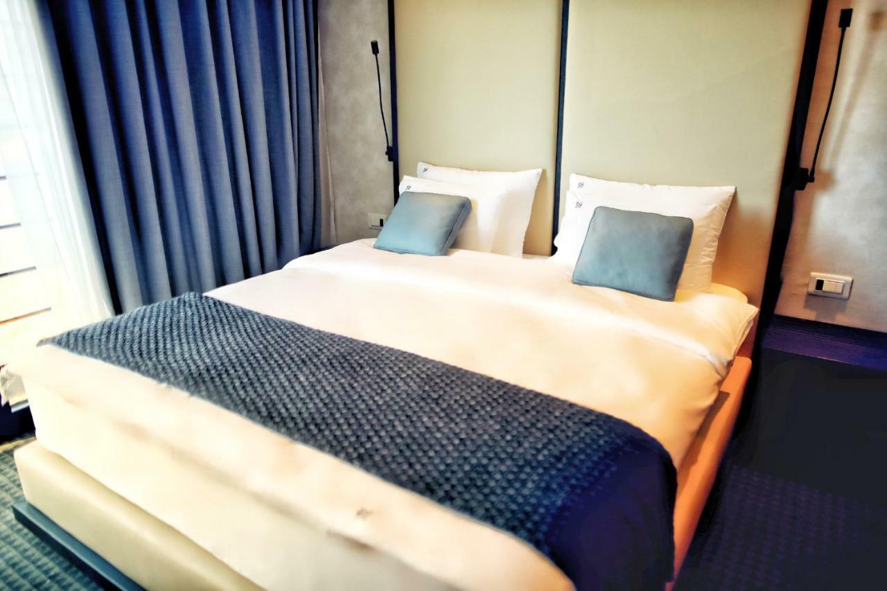 Hotel Kalos Будва Екстериор снимка